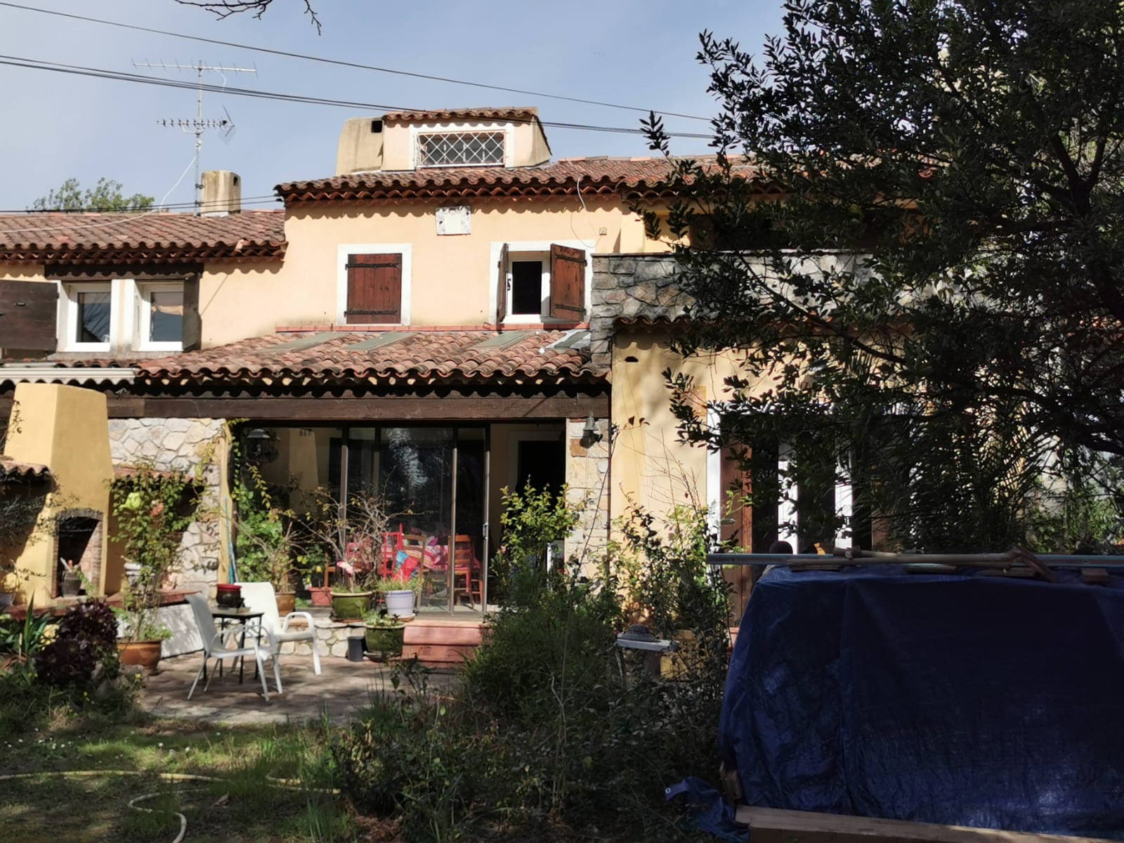 Propriété agricole avec deux villas + entrepôt 👨🌾 - 450 - Solliès-Ville